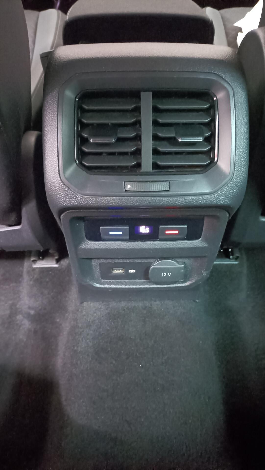 Volkswagen Tiguan 1.6 TDI SCR Sport BlueMotion Technology