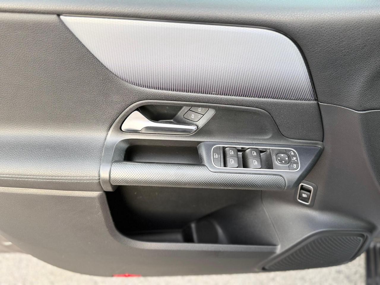 Mercedes-benz B 180 d Automatic Sport