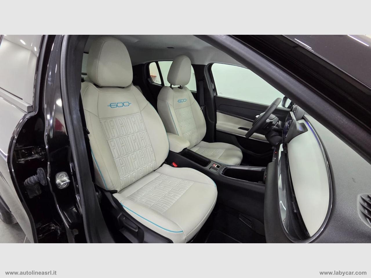 FIAT 600 Hybrid 110 CV DCT MHEV La Prima