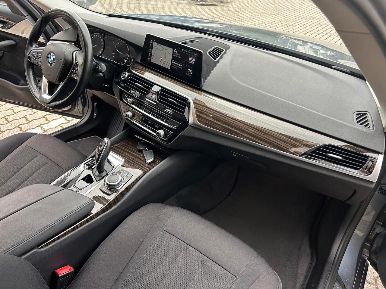 BMW 520 d 520d Touring mhev 48V xdrive auto