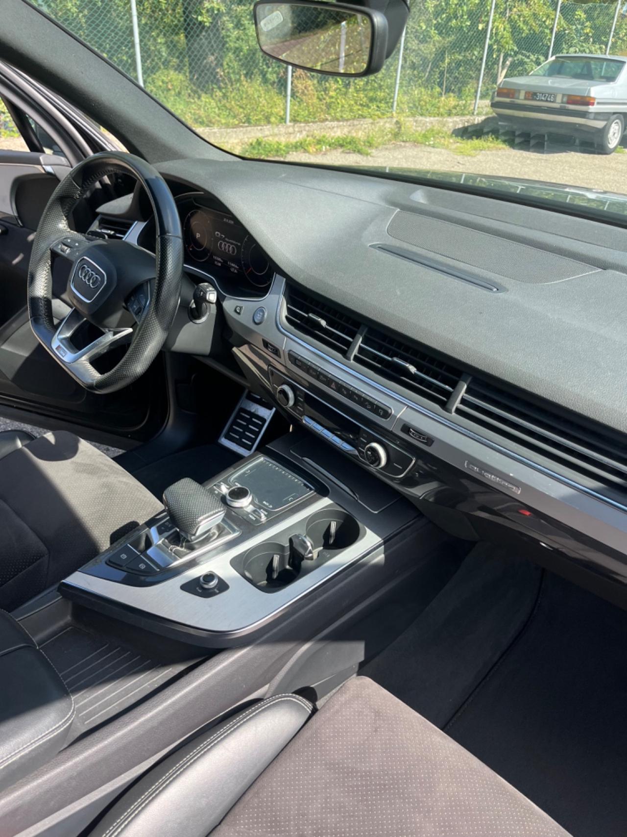 Audi Q7 3.0 TDI 218 CV ultra quattro tiptronic