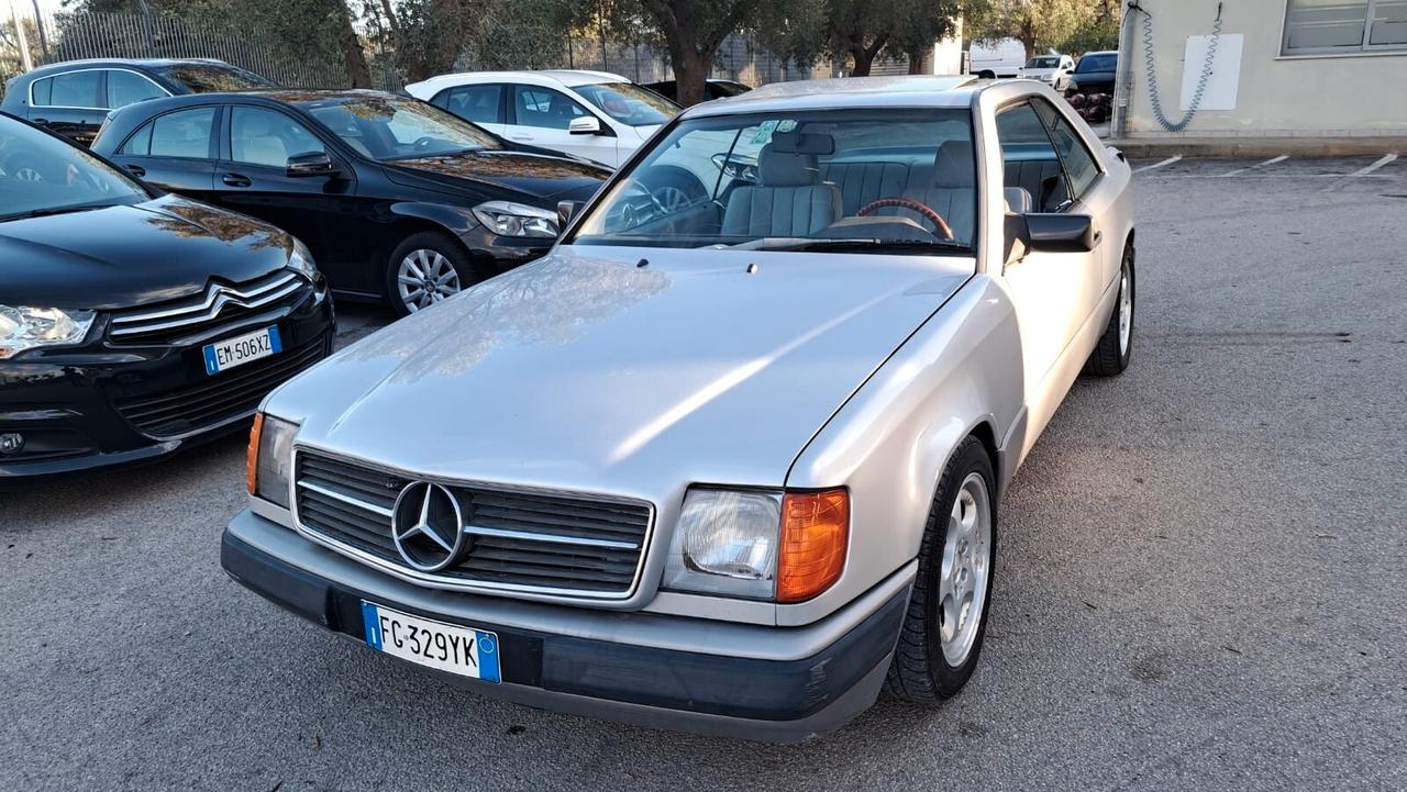 Mercedes-benz V 200 W124