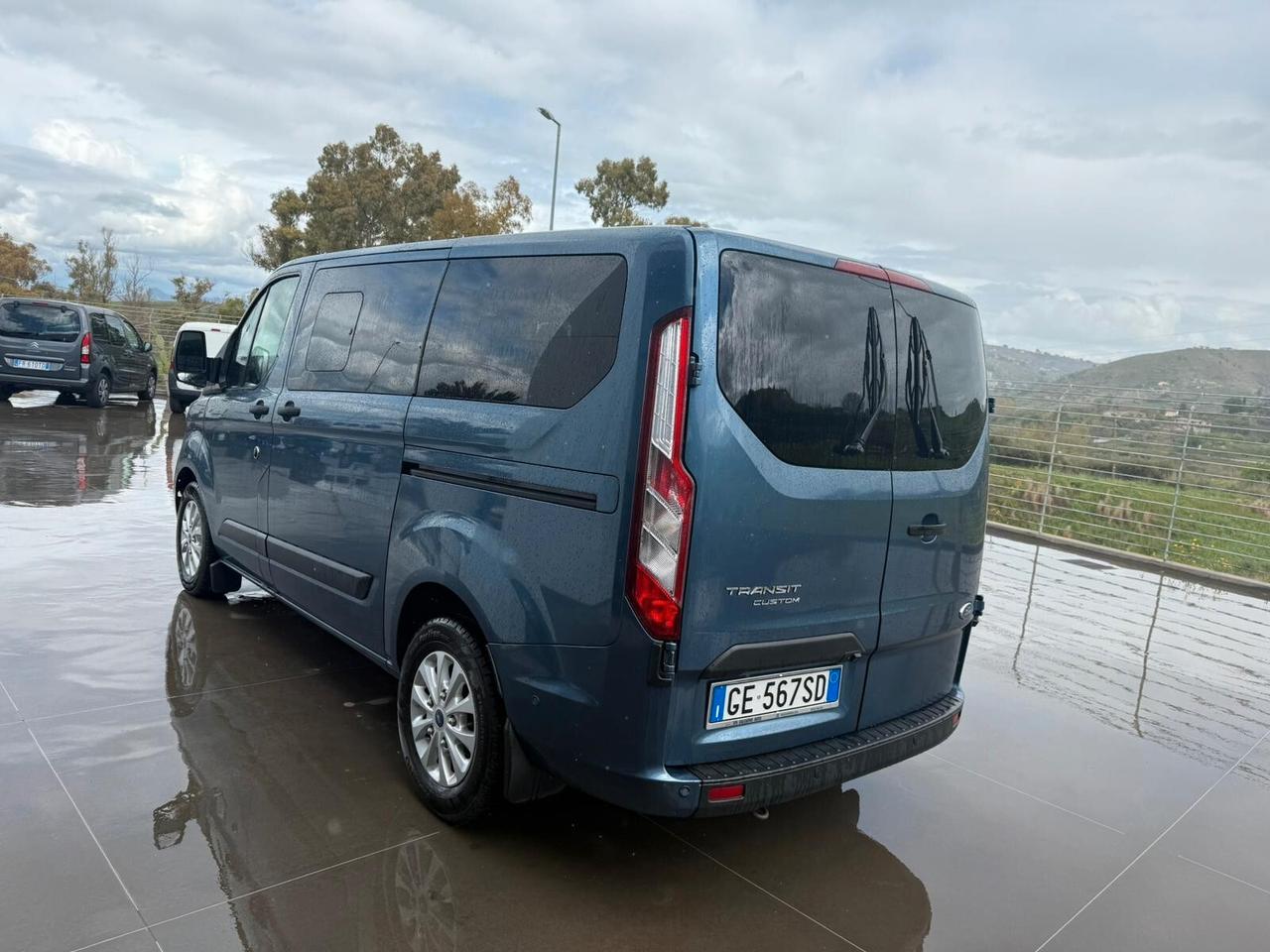 Ford Transit Custom 320 2.0 EcoBlue 170 L1H1 Combi Trend