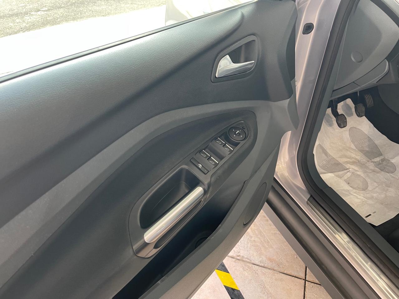 Ford C-Max 1.6 TDCi 115CV Titanium-NO VINCOLO DI FINANZIAMENTO