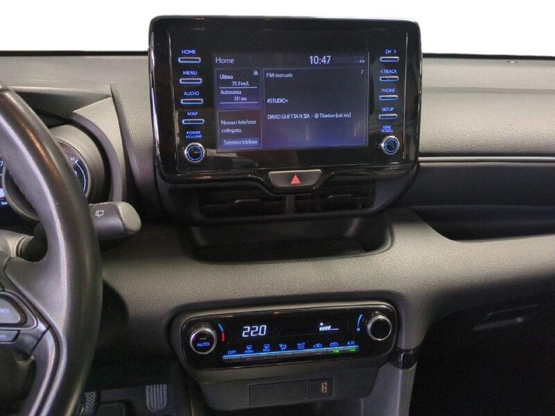 Toyota Yaris Hybrid Trend MY22