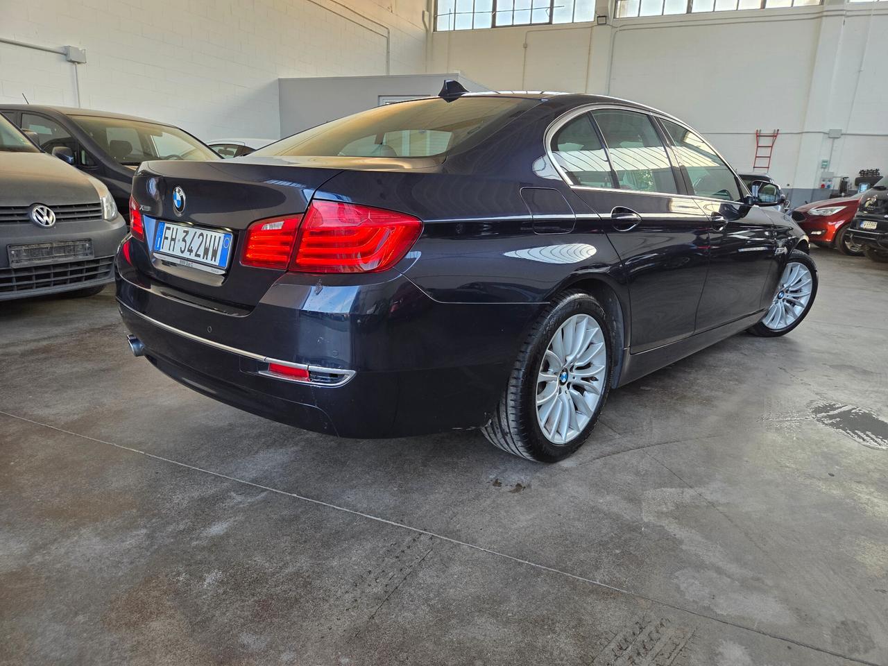 Bmw 520 520d xDrive Luxury