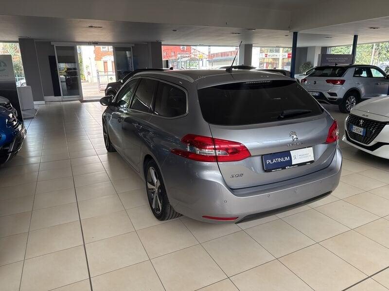 Peugeot 308 BlueHDi 120 EAT6 S&S SW Allure