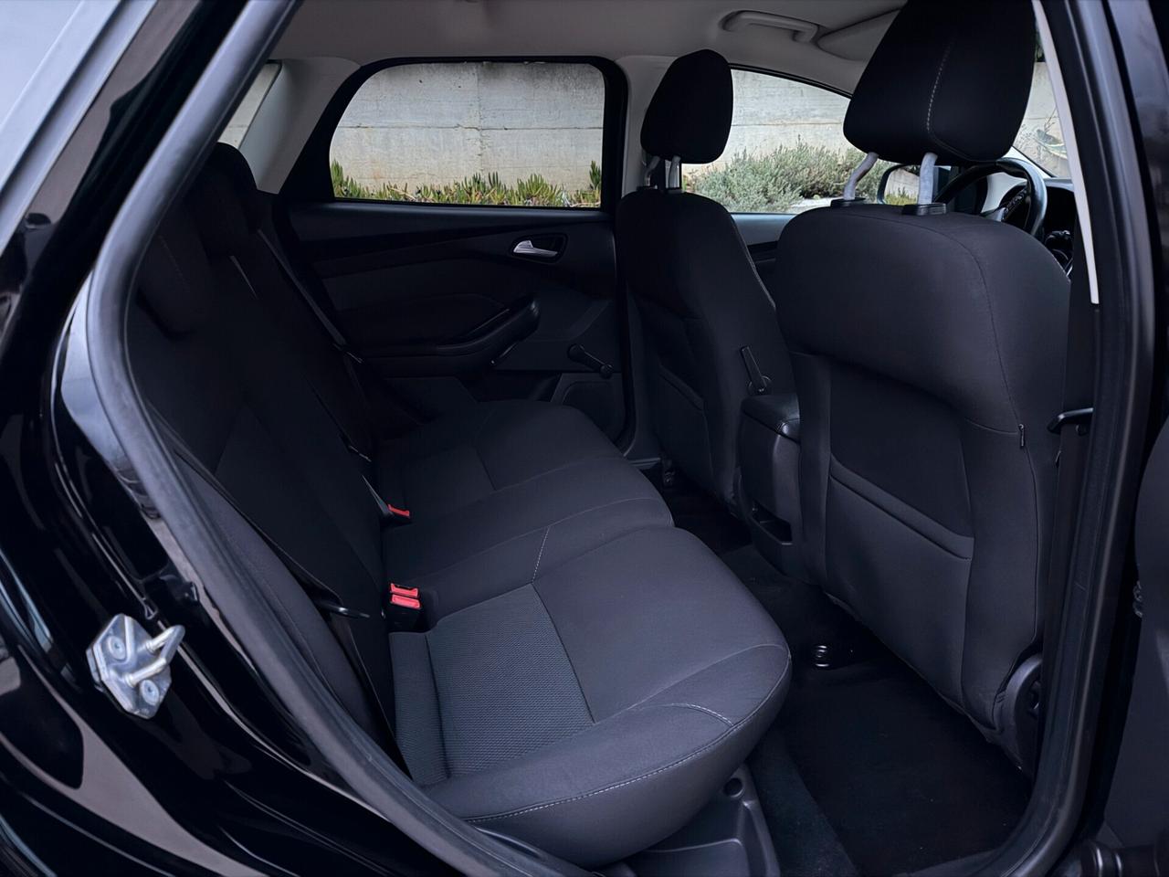 Ford Focus SW 1.0 Eco Boost 125 CV Cambio Automatico.