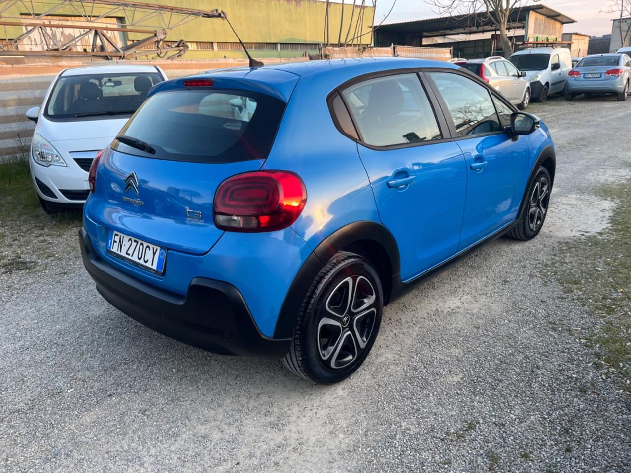 Citroen C3 PureTech 82 Shine 2018 1.2 BENZINA 84.000 KM