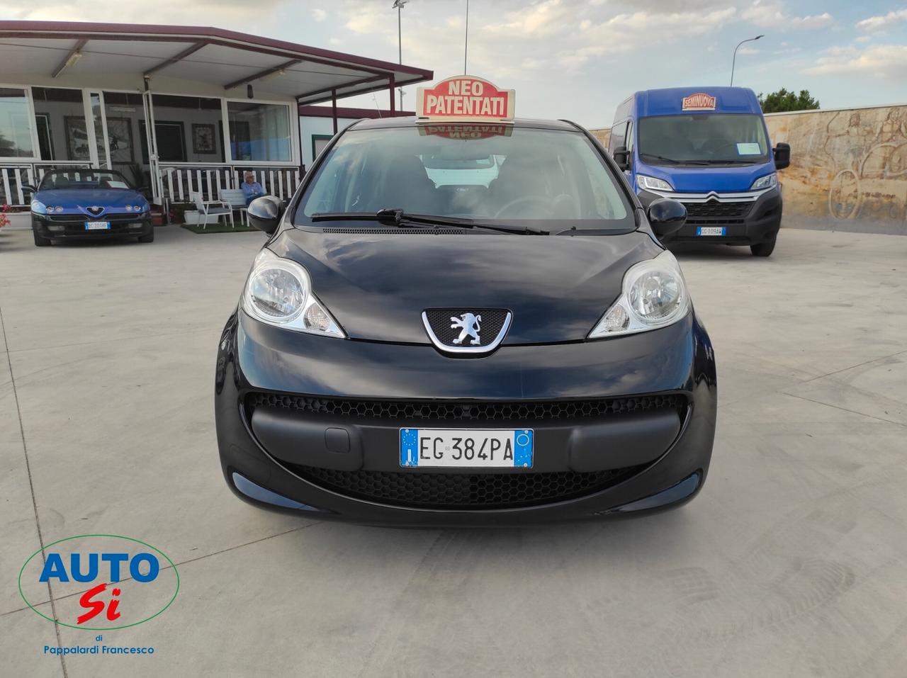 Peugeot 107 1.0 Benzina - 68cv NEOPATENTATI