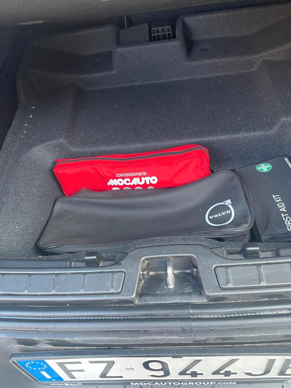 Volvo XC40 D3 AWD Geartronic Business Plus