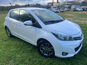 Toyota Yaris 1.4 D-4D 5 porte Lounge UNIPROPRIETARIO