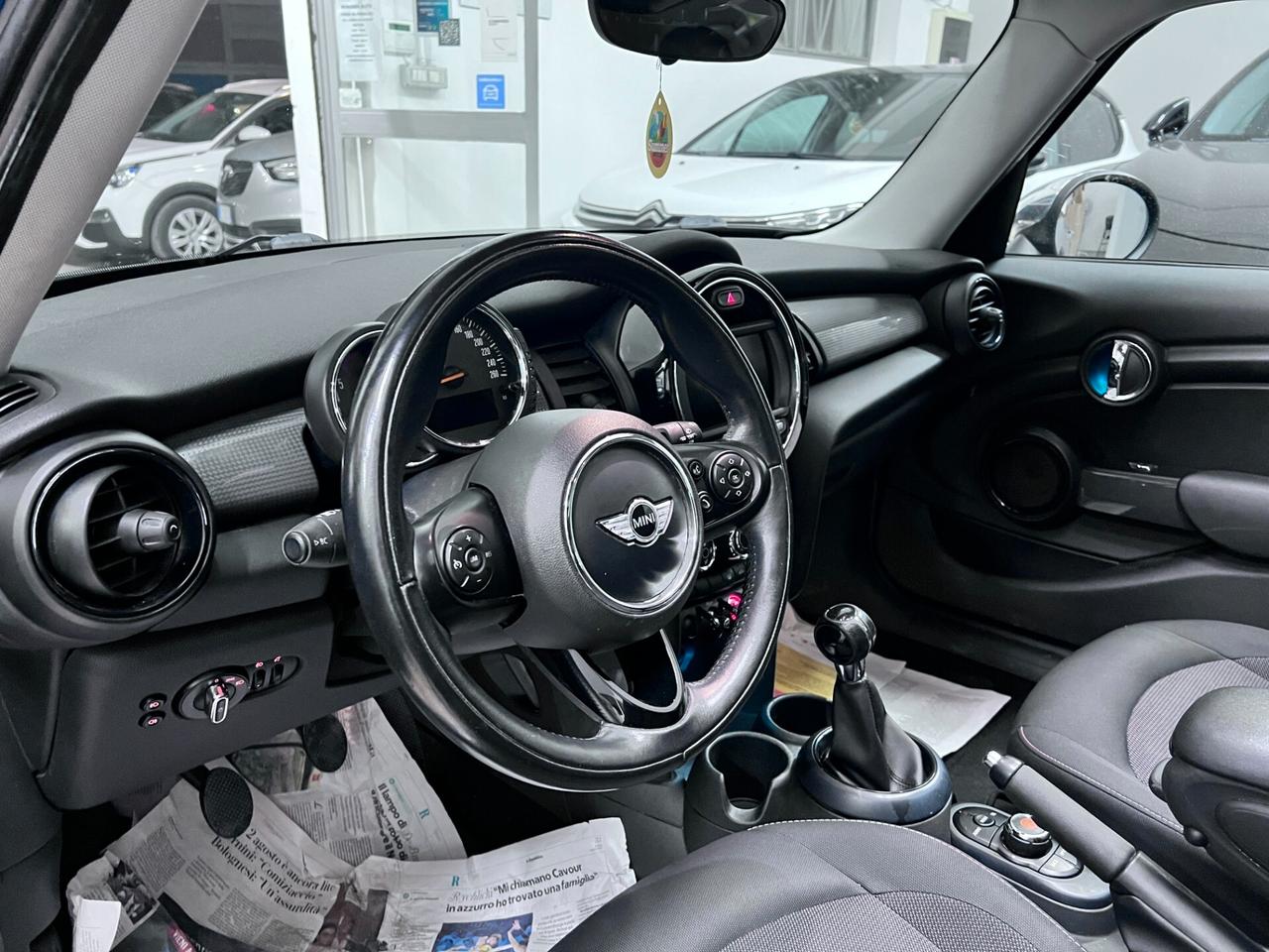 Mini 1.5 Cooper D Business 5 porte