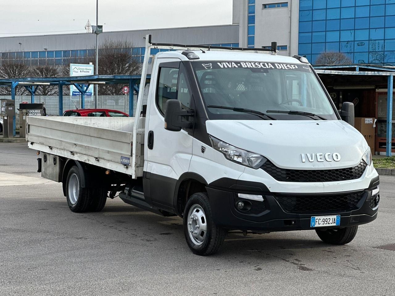 Iveco Dailly benzina metano cassone 4.40