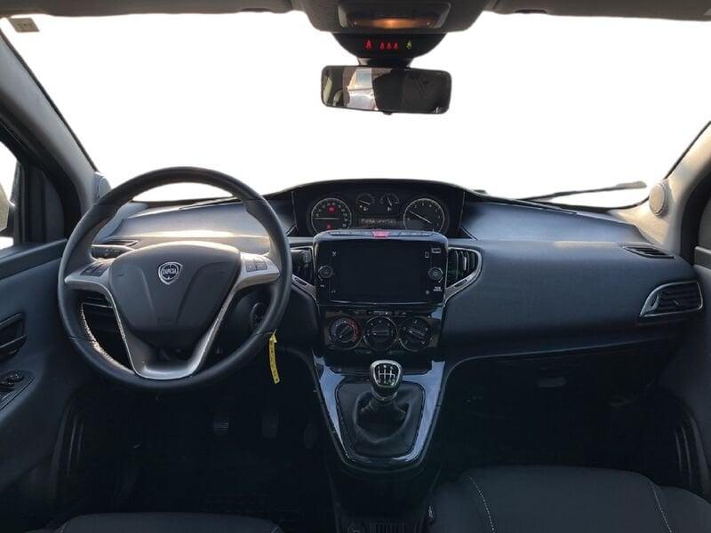 Lancia Ypsilon III 2021 1.0 firefly hybrid Gold s&s 70cv