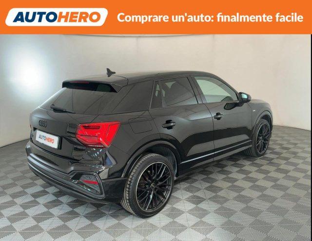 AUDI Q2 30 TDI S line Edition
