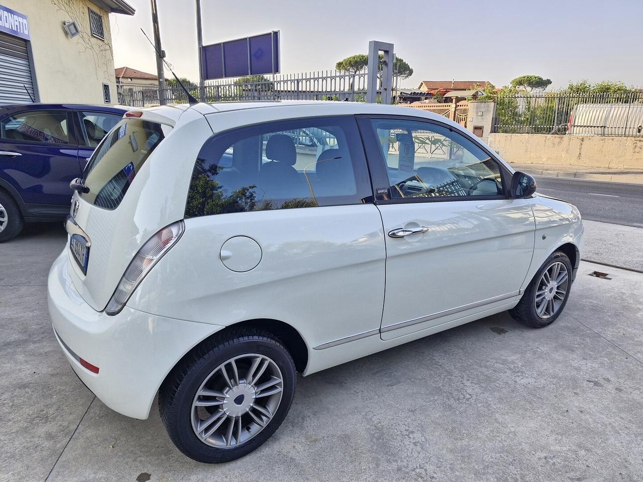 LANCIA YPSILON 1.2 BENZINA 69CV 103000KM 11/2011