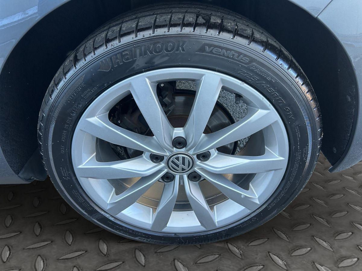 VOLKSWAGEN - Golf - 1.6 TDI 115CV 5p. Highline BMT