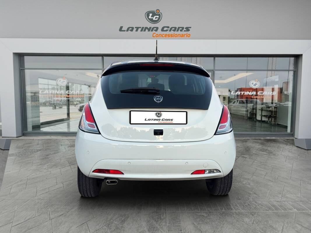Lancia Ypsilon III 1.0 firefly hybrid Gold Plus 70cv Con TELECAMERA