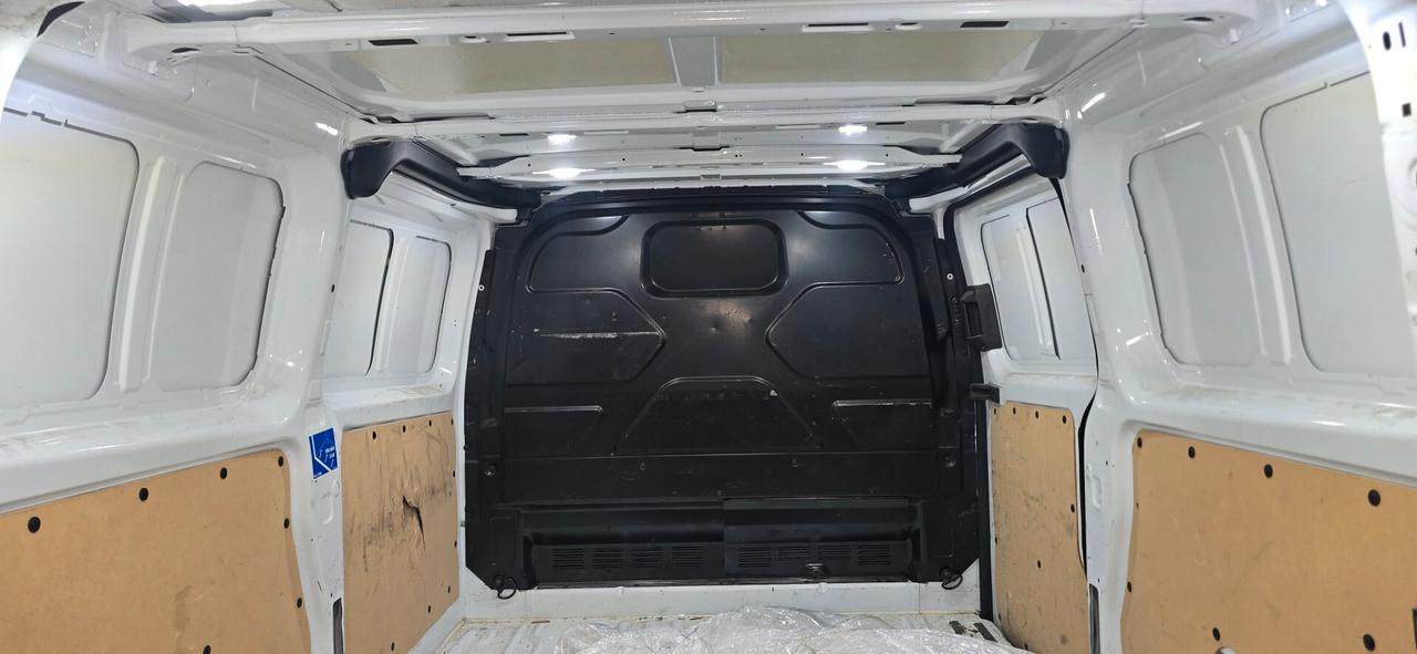 Ford Tourneo Custom 320 2.0 TDCi 130CV PC Trend