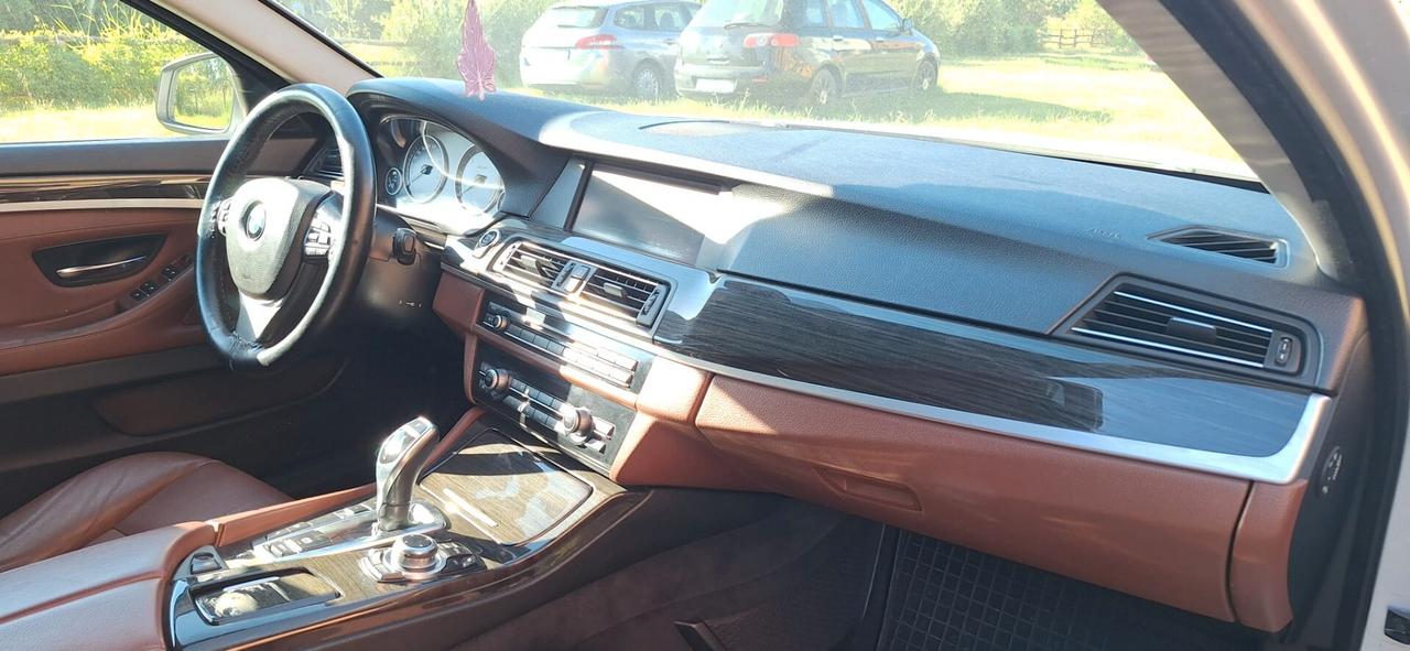 Bmw 525 525d xDrive Touring Business