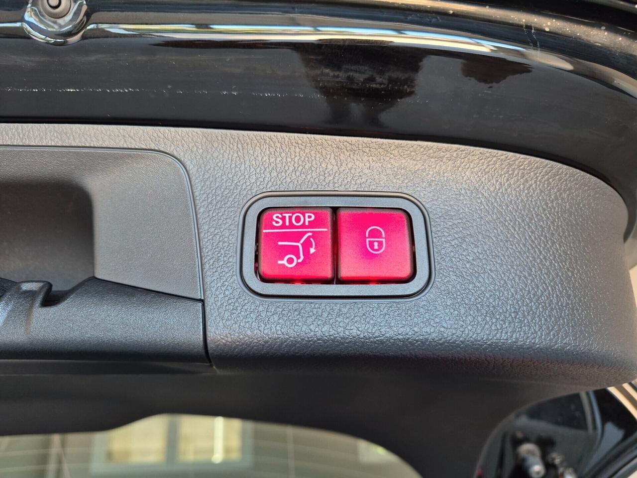 Mercedes-Benz GLA 200 D AMG ADV. PLUS 8G - DCT LED NAVI PREMIUM CARPLAY RETROCAM. VETRI PRIVACY SEDILI RISC. KEYLESS-GO