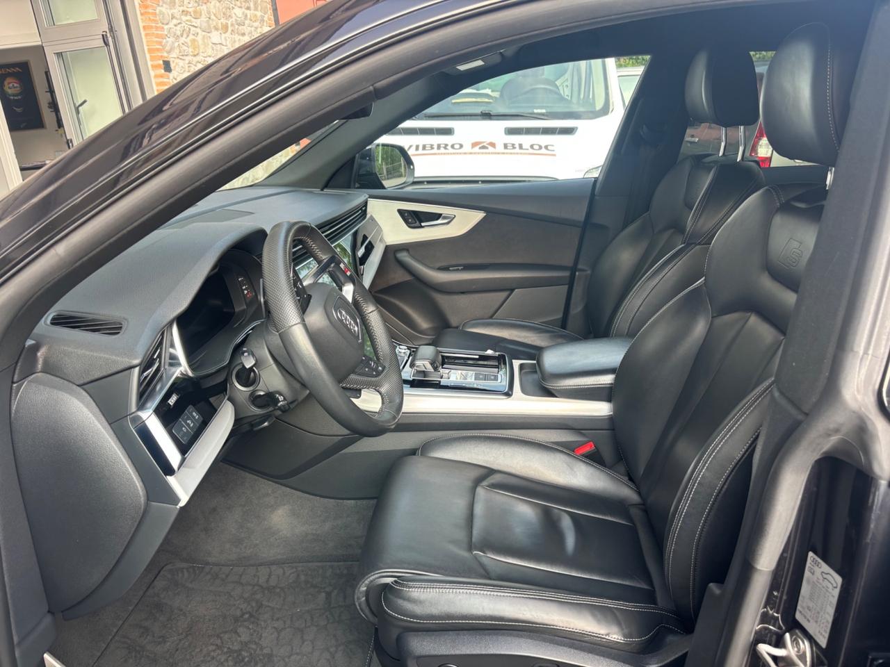 Audi Q8 50 TDI 286 CV quattro tiptronic S-LINE