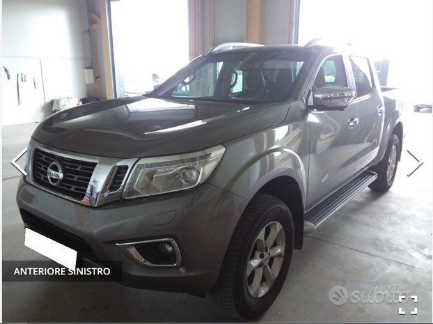 Nissan navara tekna 2.3