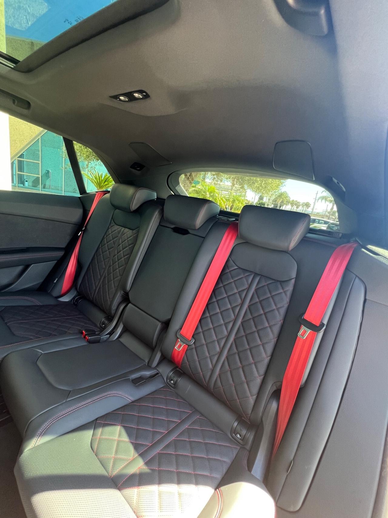 Audi Q8 SUV TDI quattro 286Cv tiptronic S line edition Possibilità Noleggio no Scoring
