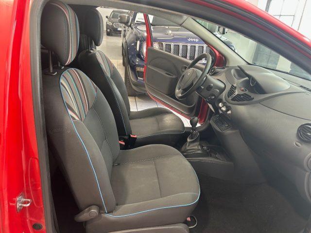 RENAULT Twingo 1.2 16V Live