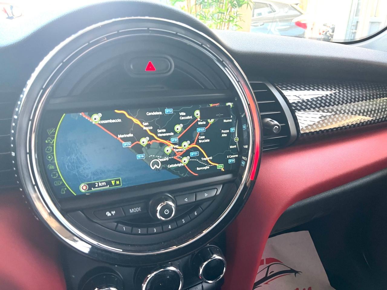 MINI JOHN COOPER WORKS 2.0 231CV Cambio automatico Navigatore Cerchi GARANZIA 12 MESI