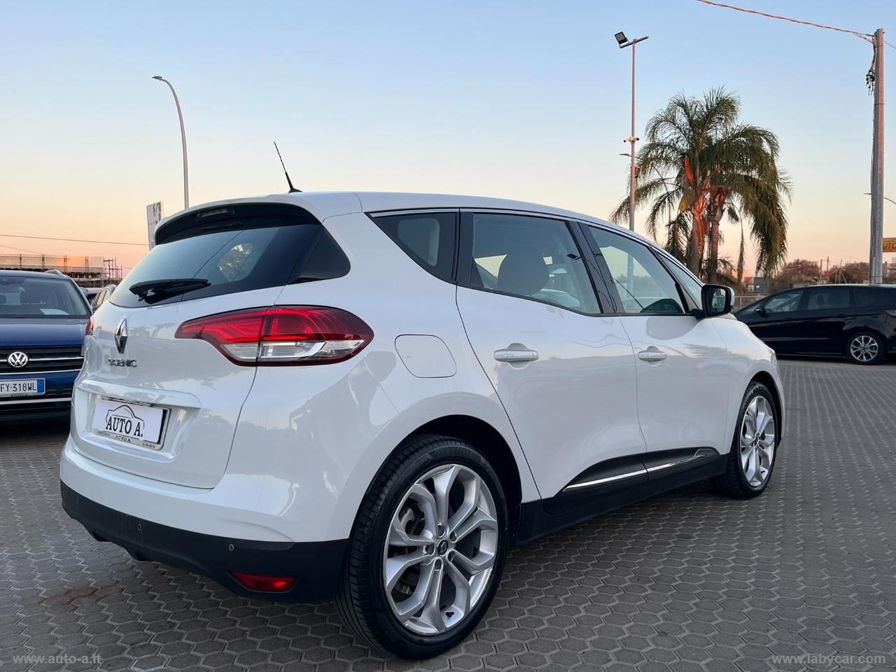 RENAULT Scénic Blue dCi 120 CV Business