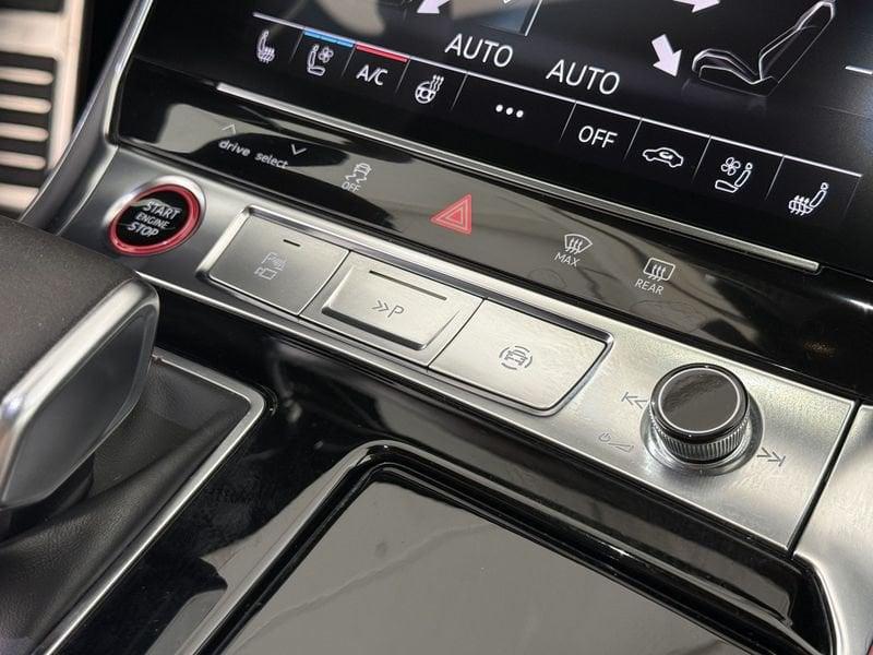 Audi RS6 4.0 quattro tiptronic