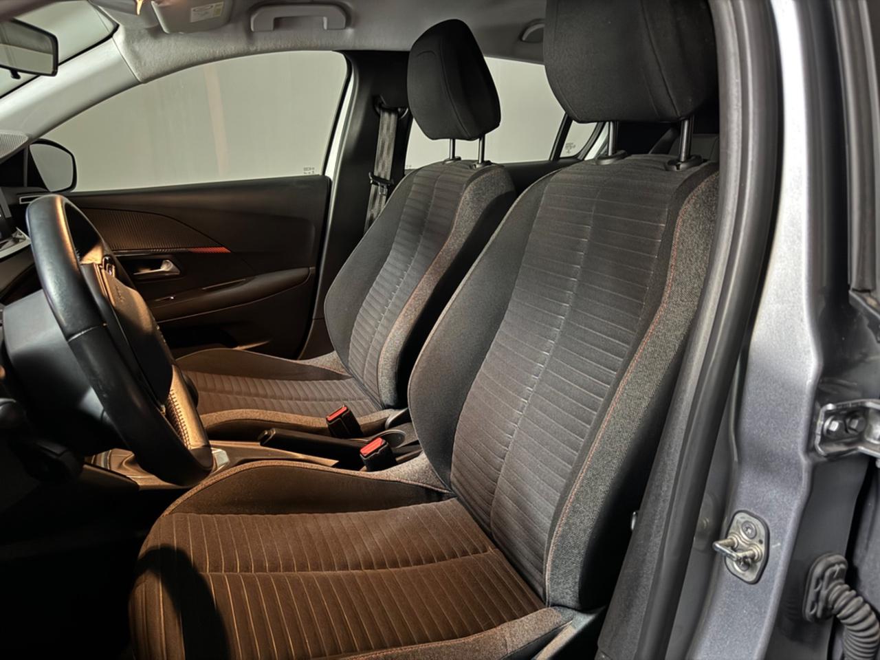 Peugeot 208 PureTech 100 Stop&Start EAT8 5 porte Allure Navi Pack