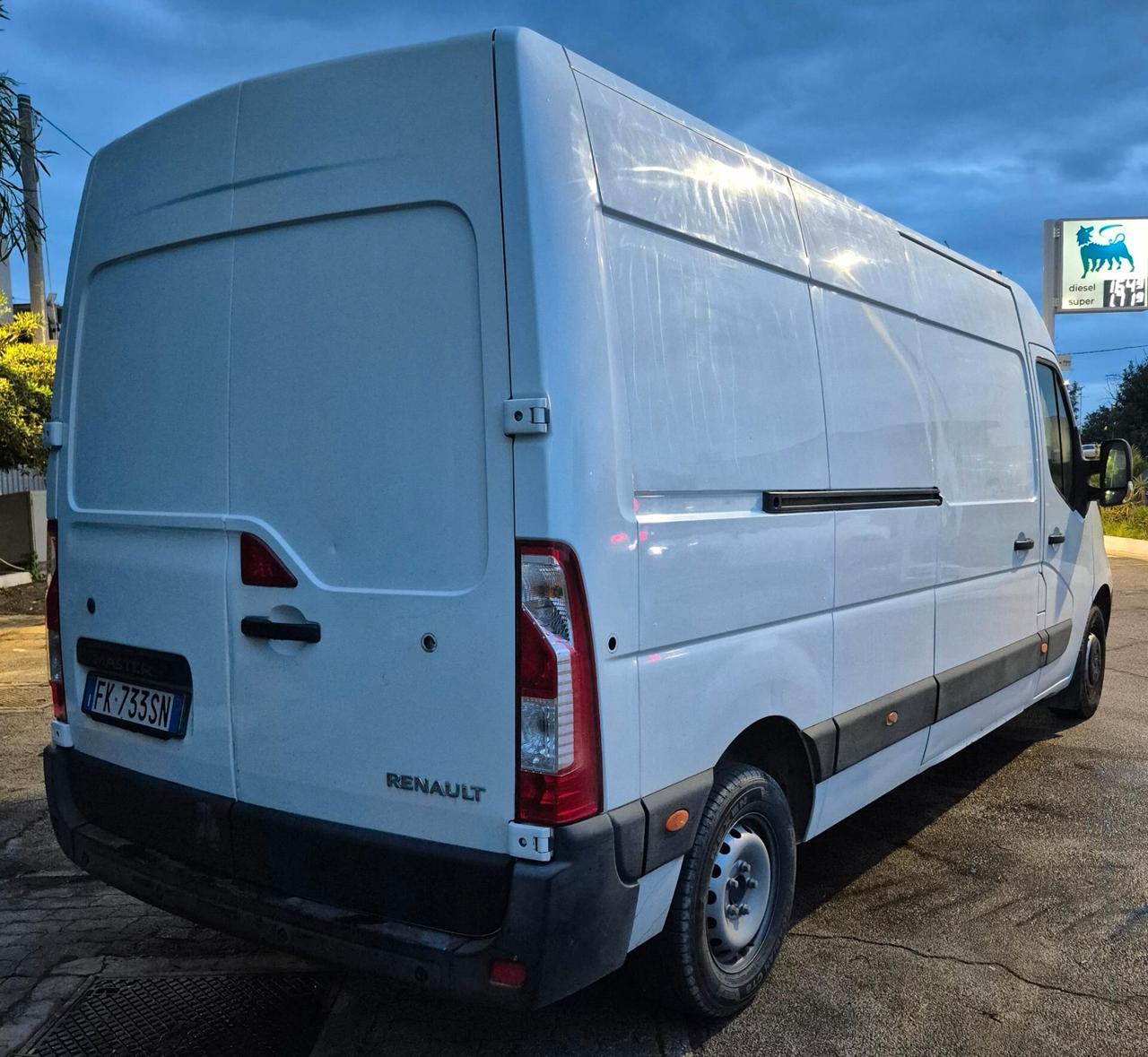Renault master maxi