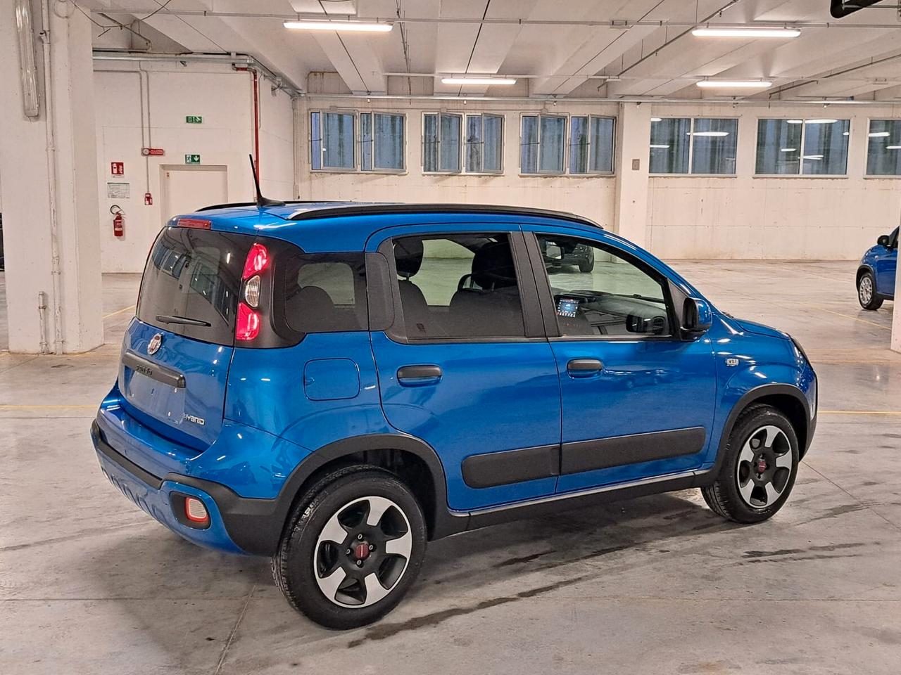 Fiat Panda 1000 FireFly Hybrid 70CV Cross 5 Porte Km. 0