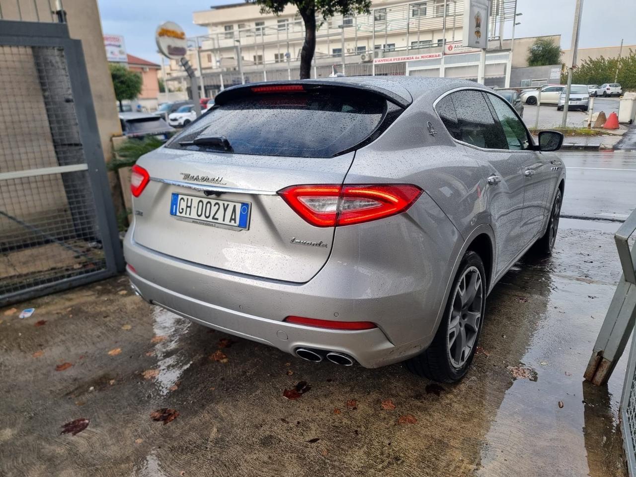 Maserati Levante V6 Diesel 275 CV AWD Gransport