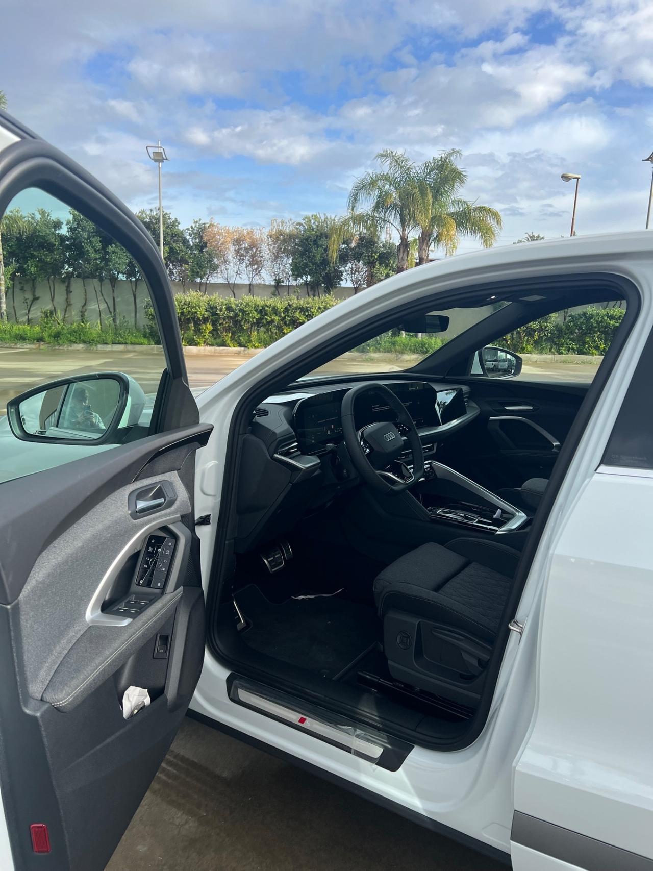 Audi Q5 Spb Sline possibilità noleggio no scoring