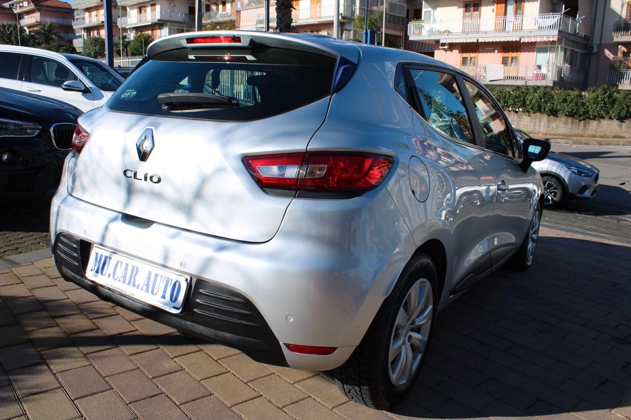 Renault Clio 1.2 75CV 5 porte Intens