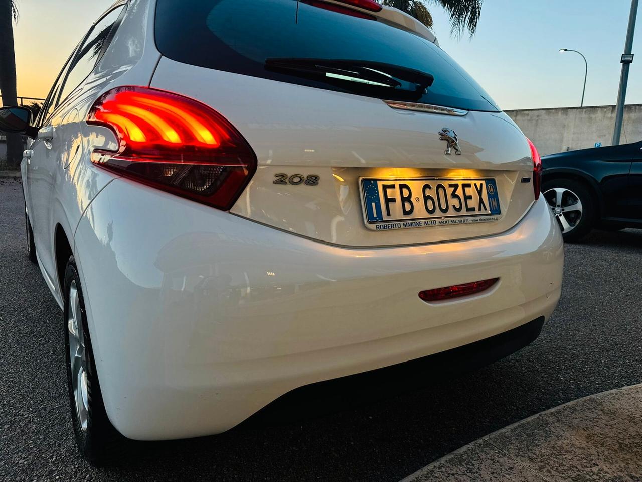 Peugeot 208 BlueHDi 75 5 porte Allure