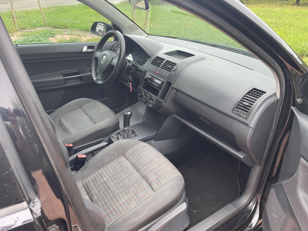 Volkswagen Polo 1.2 5p. Trendline