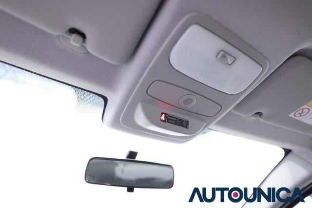 RENAULT Clio TCE 12V 75 CV 5 PORTE GENERATION NEOPATENTATI