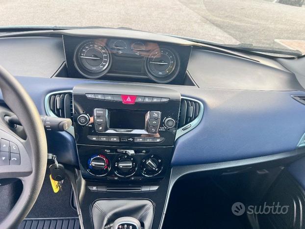 LANCIA Ypsilon 1.0 FireFly 5 porte S&S Hybrid Or
