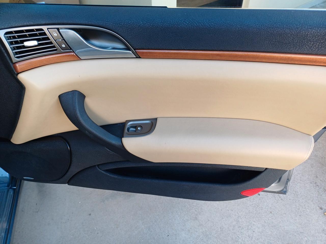 Lancia Thesis 3.0 V6 24V aut. Emblema