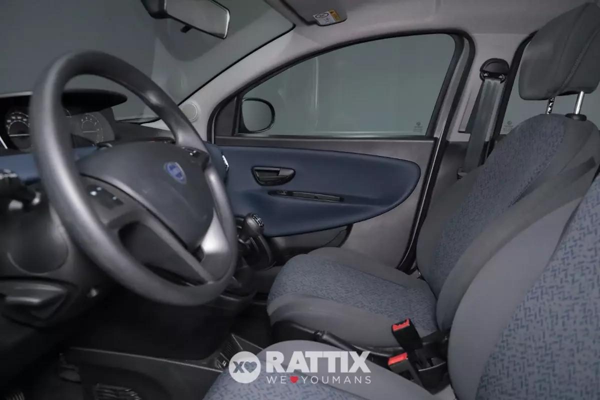 Lancia Ypsilon 1.0 Firefly Hybrid 70CV Silver 5p.ti