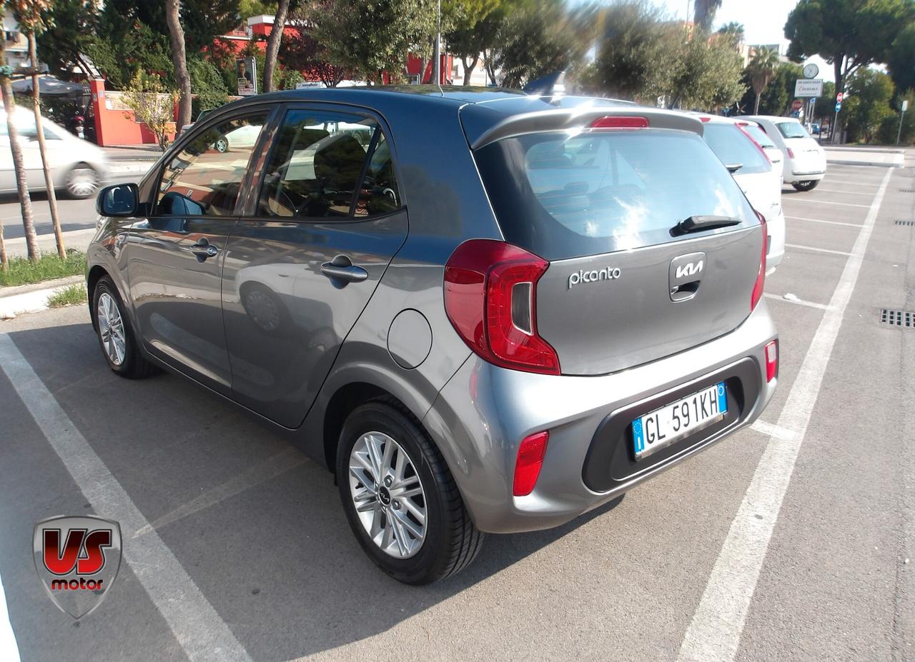 KIA PICANTO 1.0 BENZ-RETROC-2022