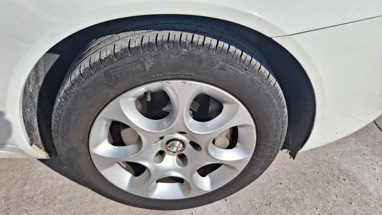 Alfa Romeo 159 2.0 JTDm 136 CV Sportwagon Progression GANCIO TRAINO