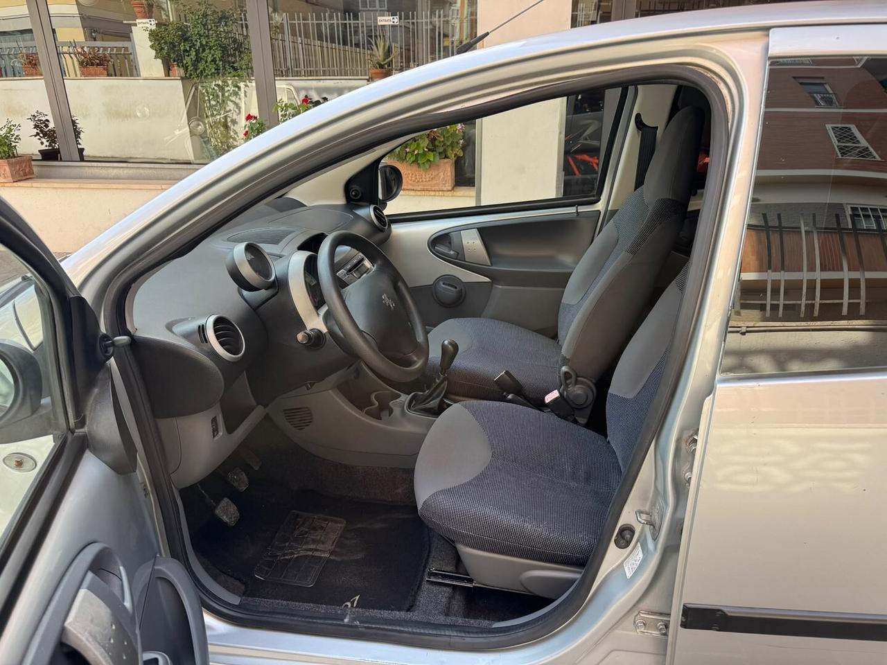 PEUGEOT 107 1.4 HDi 5 porte Sweet Years