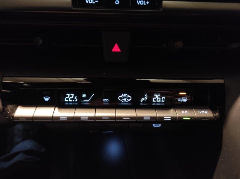 TOYOTA C-HR (2023-->) - C-HR 1.8 HV Trend