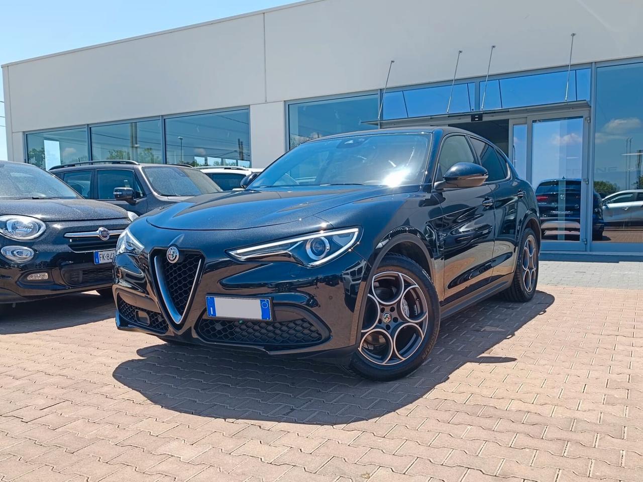 Alfa Romeo Stelvio 2.2 Turbodiesel 160 CV AT8 RWD Sport-Tech